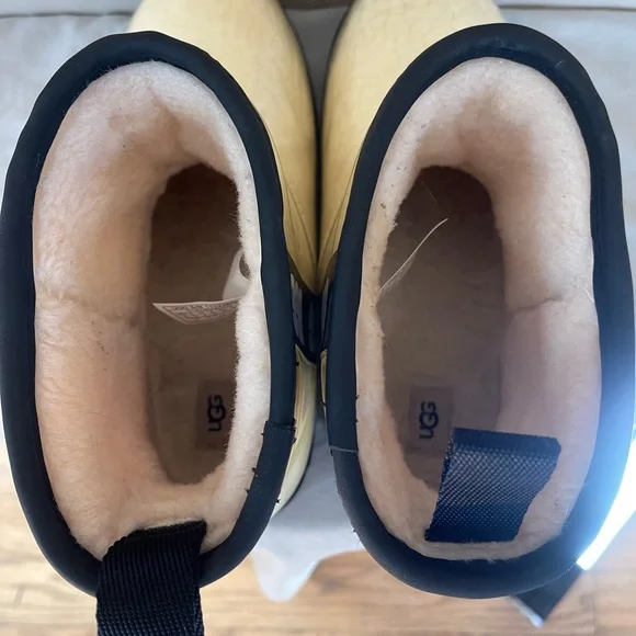 UGG Clear Classic Mini Boots Women’s 5 Uggs Ankle Slide On Shoes Rain Sheepskin - Picture 8 of 15